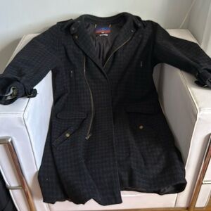 Opening ceremony Peacoat